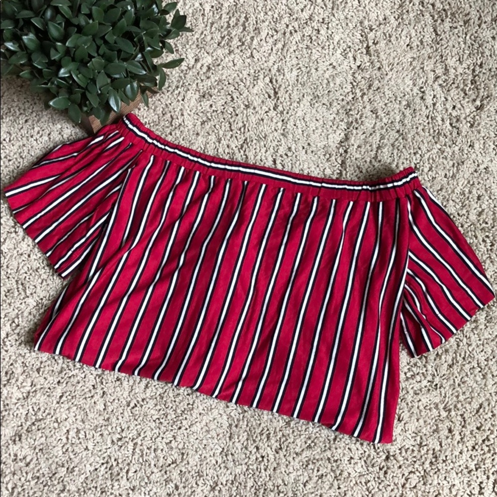 XXSP Off The Shoulder Loft Top ❣️ - Picture 3 of 4